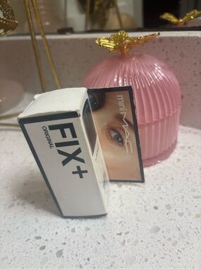 FIX+ Original Setting Spray - Clear (White)